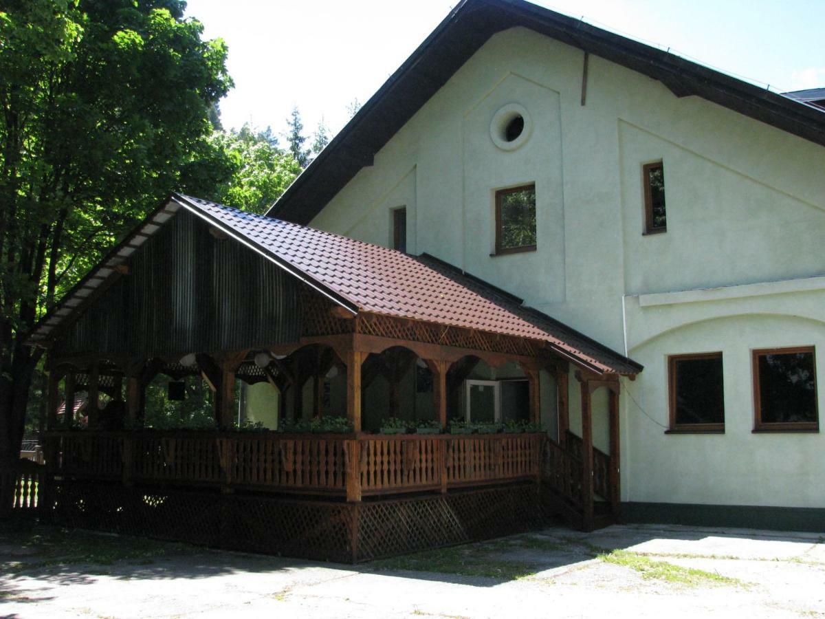 Penzion Borovica Stratená Extérieur photo